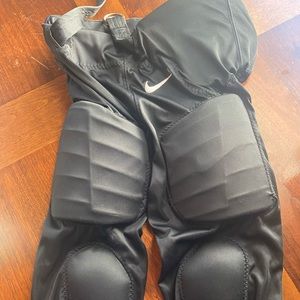 Youth Nike recruit 2.0 football pants size small